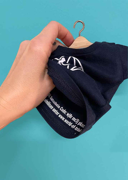 Gutschein Code im inneren des Mini-T-Shirt Geschenkgutscheins